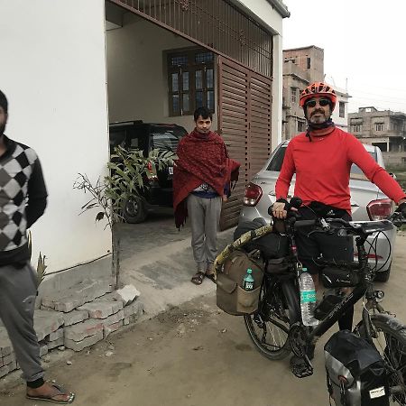 Lummj Guest House Motihari 外观 照片